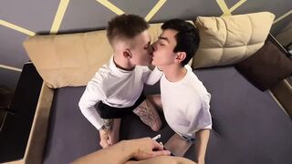 Party Fucking with two Botom Twinks