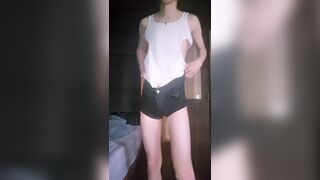 Slim Oriental Twink Masturbating and Jizz on Shorts